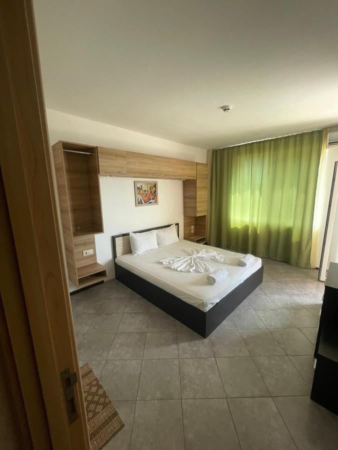 Safo Apartments And Rooms Sozopol Exterior foto