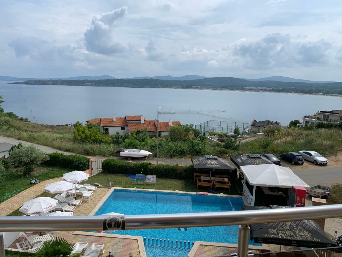 Safo Apartments And Rooms Sozopol Exterior foto